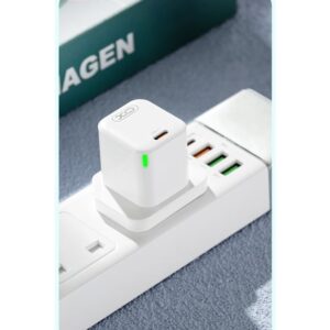 XO-CE06 USB-C 30W Kablosuz Hızlı Şarj Adaptörü Şarj Aleti